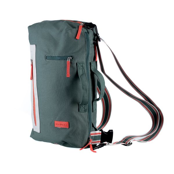 VWZ ID 2 in 1 Travel Rucksack (1T3-087-329) Side