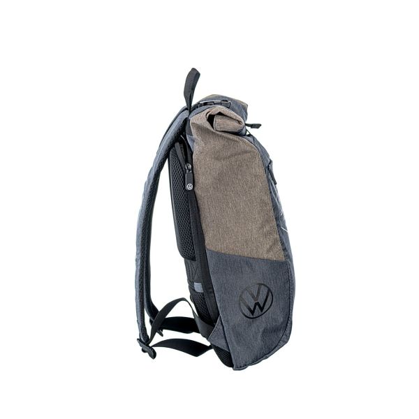 VW Amarok Destinations Top Loader Pack Side